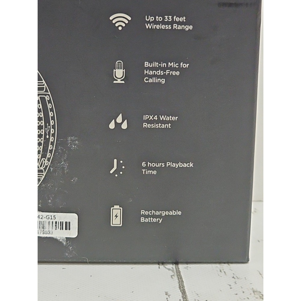 Southpole Men's Watch and Wireless Speaker Gift Set - Picture 10 of 11